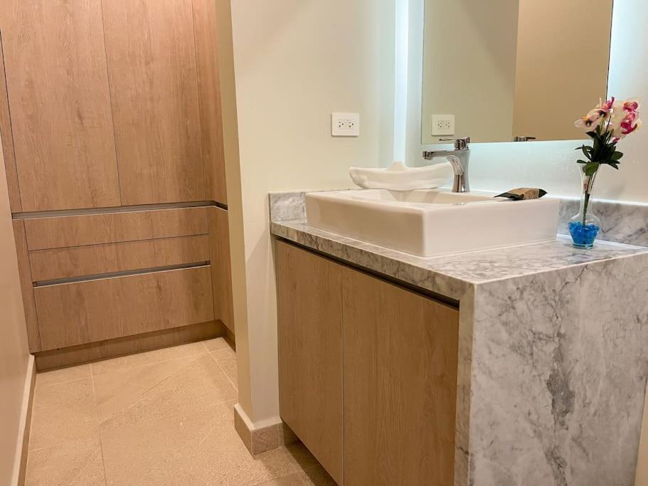 2br Beautiful Located At Playas Heart!- F1 Apartamento Playa del Carmen