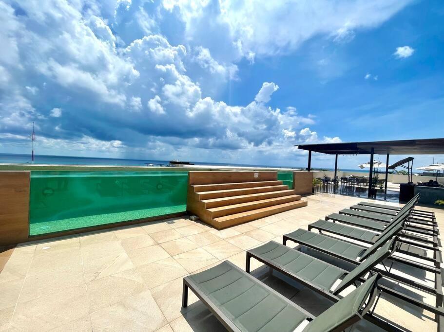 2br Beautiful Located At Playas Heart!- F1