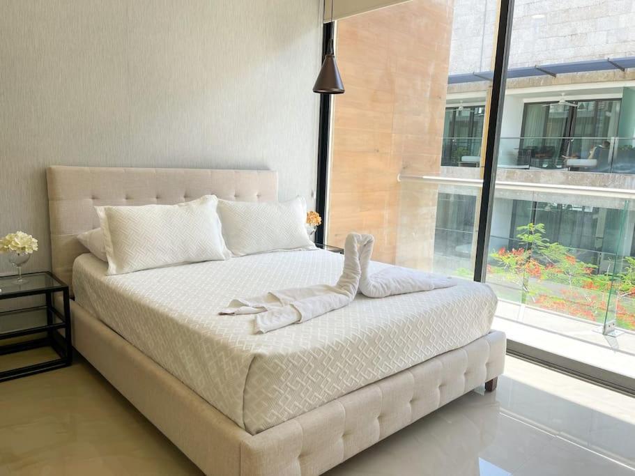 Apartamento 2br Beautiful Located At Playas Heart!- F1 *